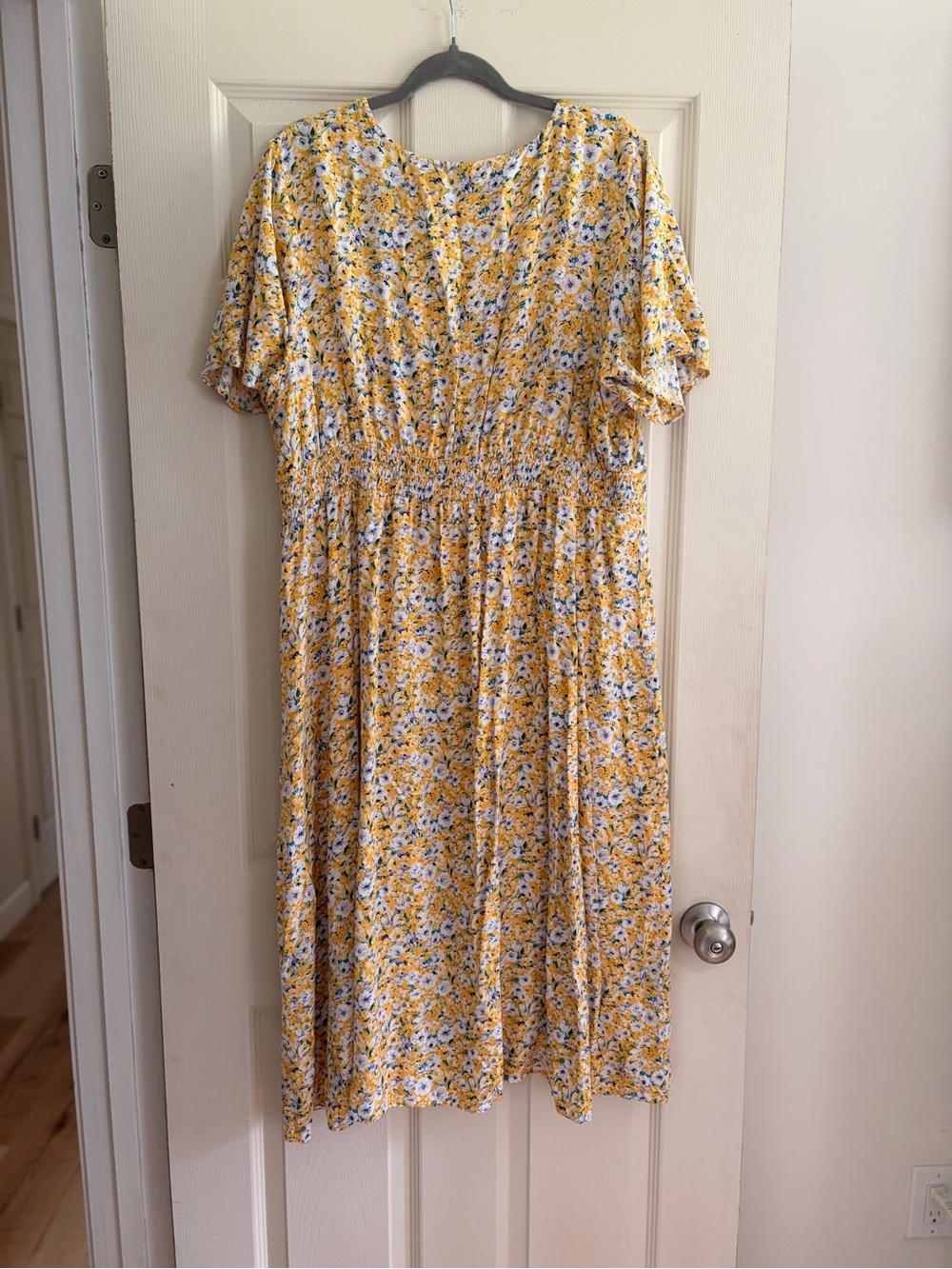 Women’s Yellow Floral Summer Maxi Dress with 
Flutter Sleeves Size 3XL - Picture 5 of 5